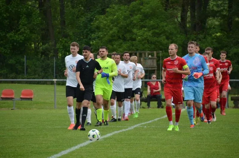 Bilder vom Spiel in Huttengrund sind online.