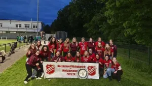 Rückers II feiert Meisterschaft als Zuschauerinnen