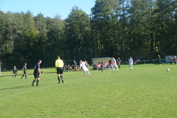 09.10.2022 SG Huttengrund vs. SG Rot-Weiss Rückers