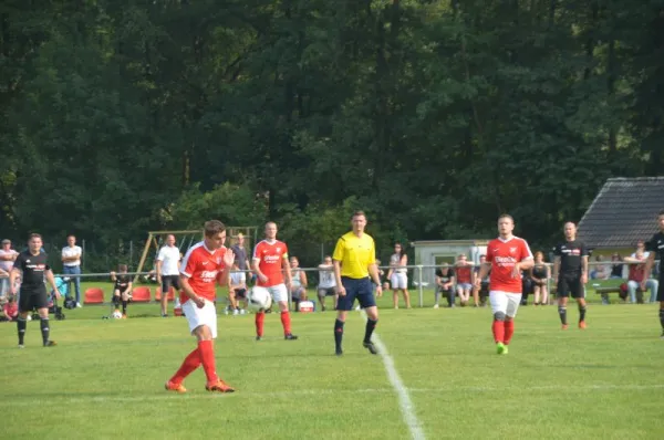 27.08.2017 SG Huttengrund vs. SG Rot-Weiss Rückers